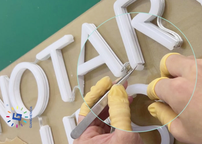 柔性霓虹灯带做字工艺有哪些 制作流程分享